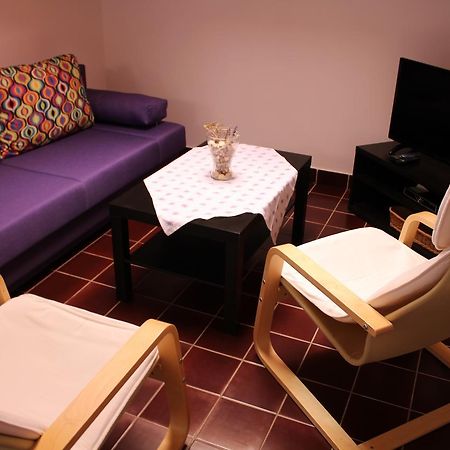 Apartments Baka Jelka Mandre Extérieur photo