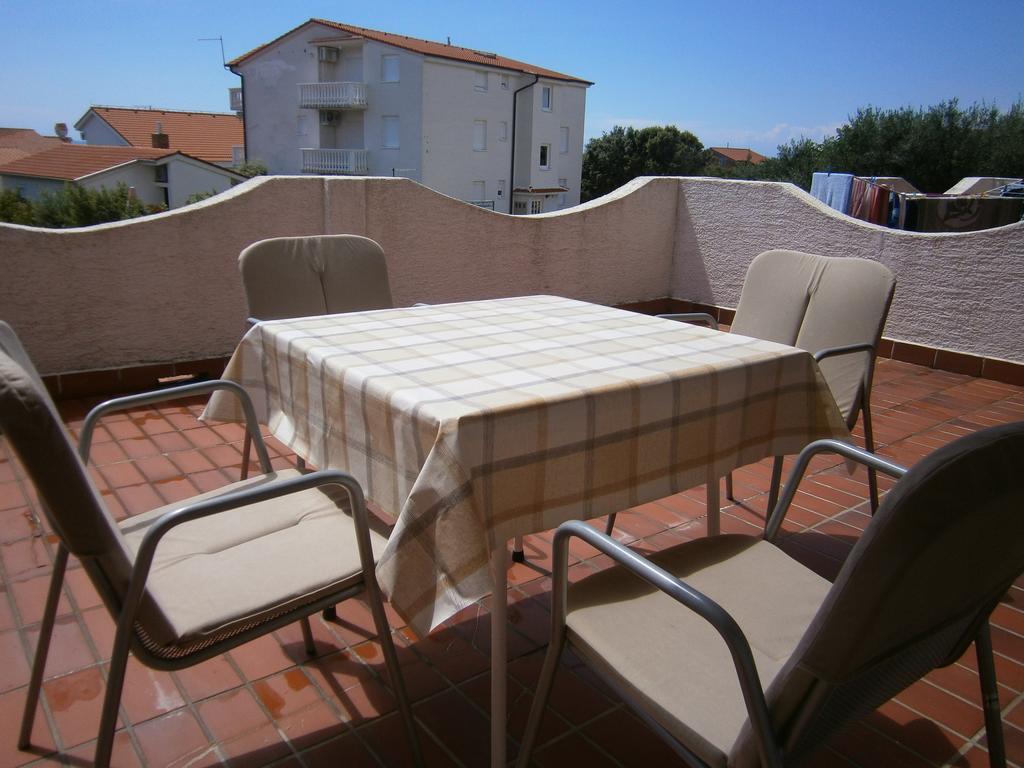 Apartments Baka Jelka Mandre Extérieur photo