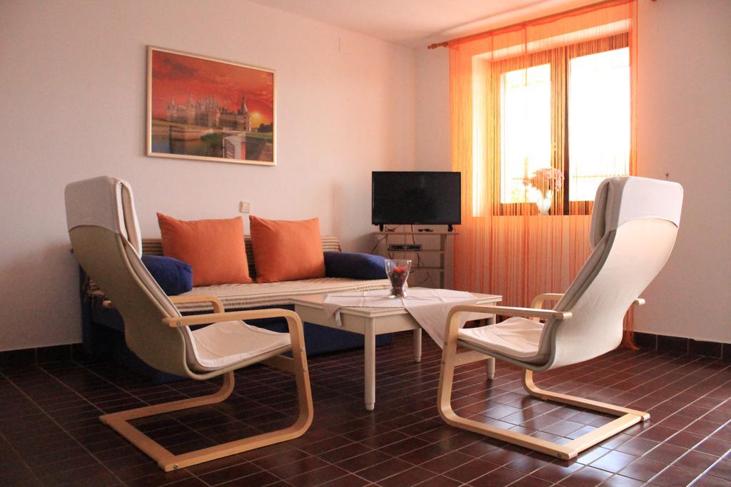 Apartments Baka Jelka Mandre Extérieur photo