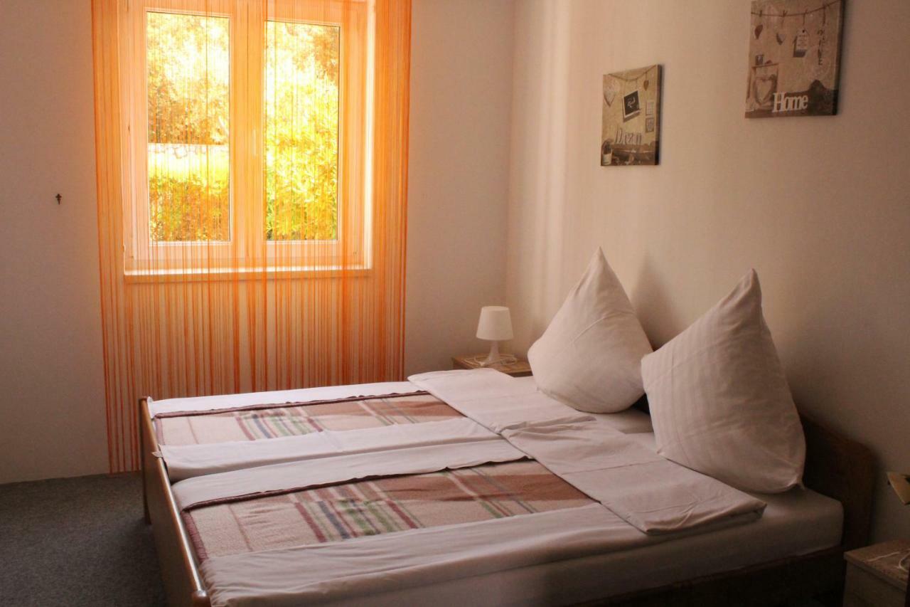 Apartments Baka Jelka Mandre Extérieur photo