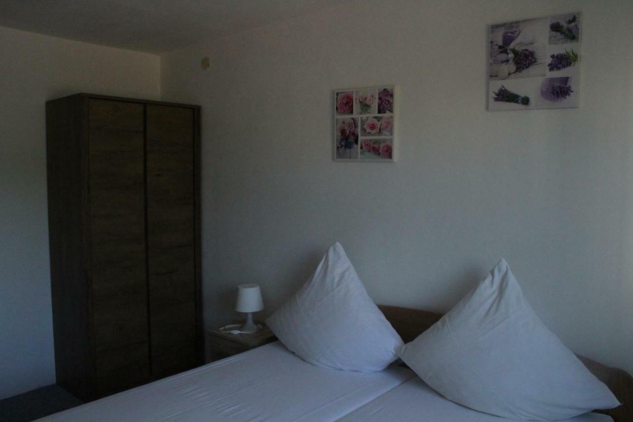 Apartments Baka Jelka Mandre Extérieur photo