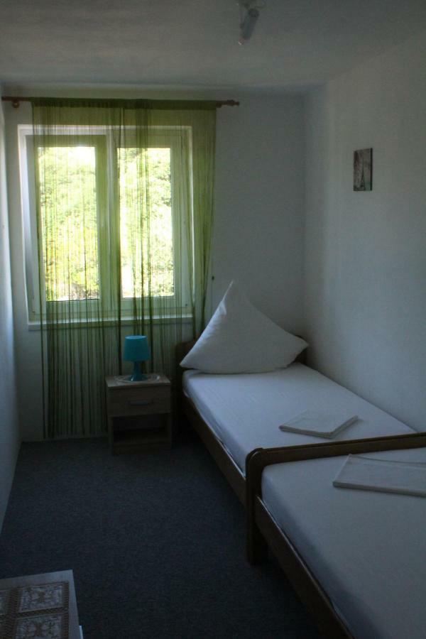 Apartments Baka Jelka Mandre Extérieur photo